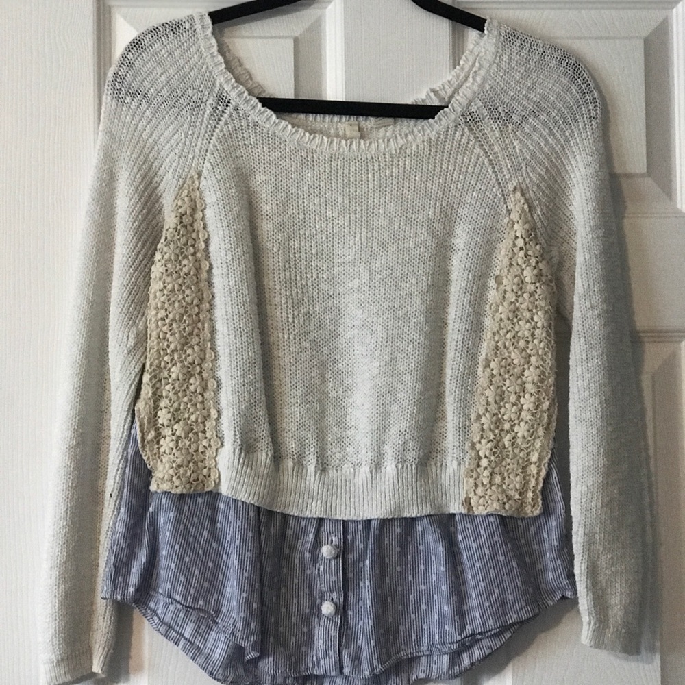 Mix material sweater-size MEDIUM PETITE